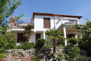 Apartments with a parking space Lovran, Opatija - 2303