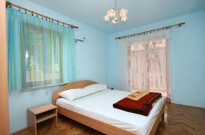 Two-Bedroom Apartment with Terrace room in Apartments with a parking space Povile Novi Vinodolski - 2398