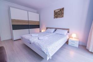 Apartments with a parking space Lovran, Opatija - 2342