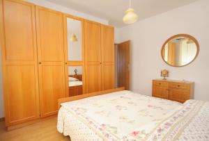 Apartments with parking space Rabac, Labin - 2340
