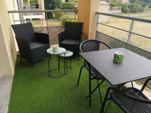 Appartements Le cocon de Marie,piscine, balcon, parking gratuit, baignoire : photos des chambres
