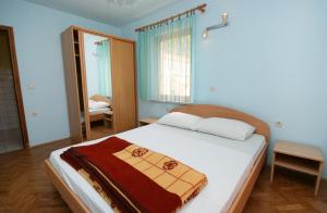 Apartments with parking space Povile, Novi Vinodolski - 2398