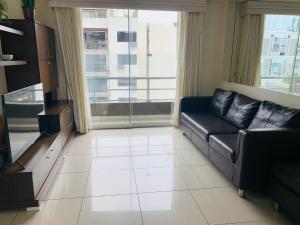 Spacious apartment in Miraflores