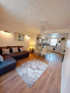 Elegant and central two bedrooms house