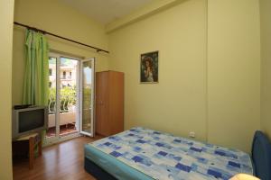 Apartments by the sea Podgora, Makarska - 2624