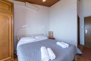 Apartments by the sea Podgora, Makarska - 2614