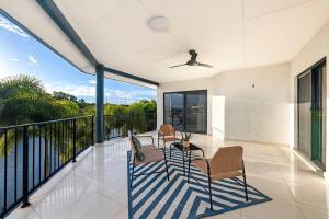 Luxe Bayview Oasis with Dream Waterfront Pool