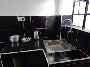 Inviting 1-Bed Studio iwith Breakfast Nairobi