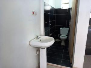 Inviting 1-Bed Studio iwith Breakfast Nairobi