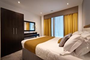 One-Bedroom Luxe (5 Adults) room in EPIC Apart Hotel - Seel Street