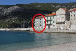 Apartments and rooms by the sea Komiza, Vis - 2431 - Polje