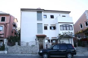 Apartments by the sea Mali Losinj (Losinj) - 2488 