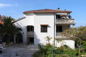 Apartments with a parking space Mali Losinj (Losinj) - 2507