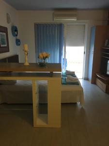 Apartments by the sea Promajna, Makarska - 2673