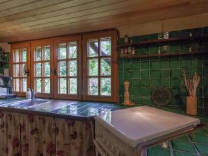 Maisons de vacances Family house in a fairytale hamlet with a beautiful swimming pool : photos des chambres