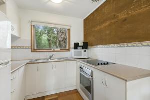 Split Point Cottages