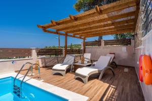 Aggels House - stone house - private pool - courtyard - countryside views