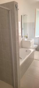 Intero Appartamento con Parcheggio Gratuito img42