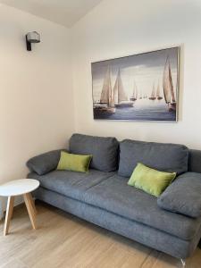 Apartments by the sea Promajna, Makarska - 2592