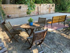 Maisons de vacances Les Hauts d'Eyragues gite Aigue Marine Meuble classe 4 etoiles : photos des chambres