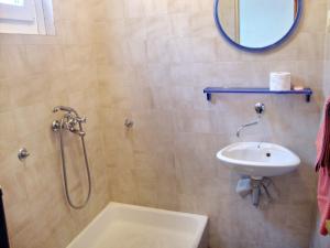 Apartments by the sea Podaca, Makarska - 2612