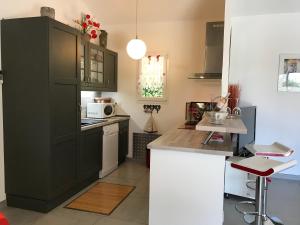 Maisons de vacances Les Hauts d'Eyragues gite Reverie Meuble classe 4 etoiles : photos des chambres