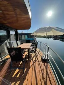 Hausboot Vroni am Bärwaldersee - Rietschen