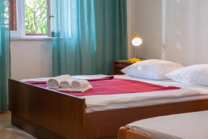 Apartments by the sea Podgora, Makarska - 2604