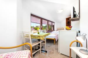 Near beach and Rovinj center 4