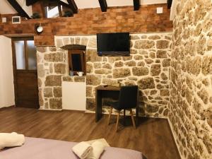 Holiday house with a parking space Milovac, Paklenica - 15168