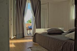 Apartments with a swimming pool Gizdavac, Zagora - 12053