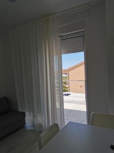 Apartments with parking space Vrsi - Mulo, Zadar - 19047