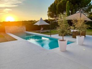 Maisons de vacances LASUITE Domaine Bertuli, heated Pool, Aircon : photos des chambres