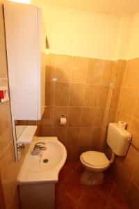 Apartments with parking space Borje, Peljesac - 12507