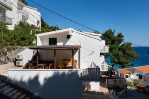 Apartments by the sea Mimice, Omis - 2736