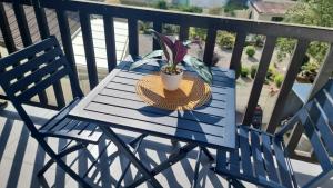Sejours chez l'habitant Belle chambre avec balcon : photos des chambres