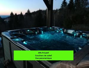 Chalet neuf avec jacuzzi privé, vue imprenable sur Massif des Vosges