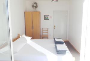 Apartments by the sea Duce, Omis - 2829