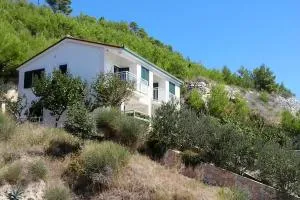 Apartments by the sea Lokva Rogoznica, Omis - 2974 - Podšpilje