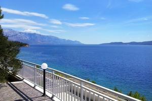 Apartments by the sea Lokva Rogoznica, Omis - 2974