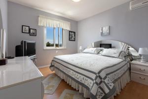 Apartments by the sea Sumartin, Brac - 2940