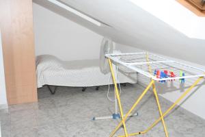 Apartments with parking space Bol, Brac - 2884