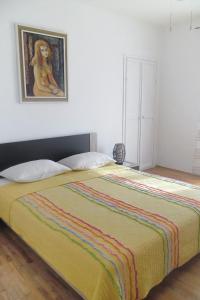 Apartments by the sea Splitska, Brac - 2923