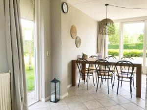 Bungalow 6 op Recreatiepark De Wielen