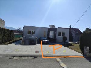 Slnečný apartmánový dom Oslany