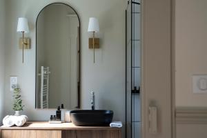 Villas Luxury Pyrenees Villa, Tourmalet, gardens, gym : photos des chambres