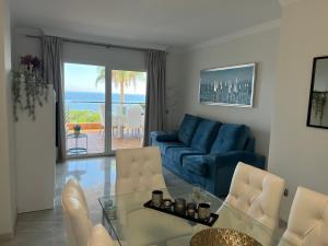 MI CAPRICHO, Beach Front Apartment P14 3ºB