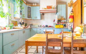 Amazing Home In Alhaurin De La Torre