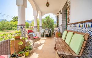 Amazing Home In Alhaurin De La Torre