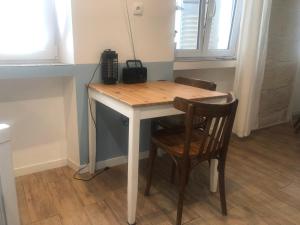 studio près du vieux port et de la Canebière